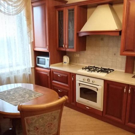 1-Комнатная Квартира Вип Уровня Посуточно В Ужгороде. Ул.И.Франка. Zewnętrze zdjęcie