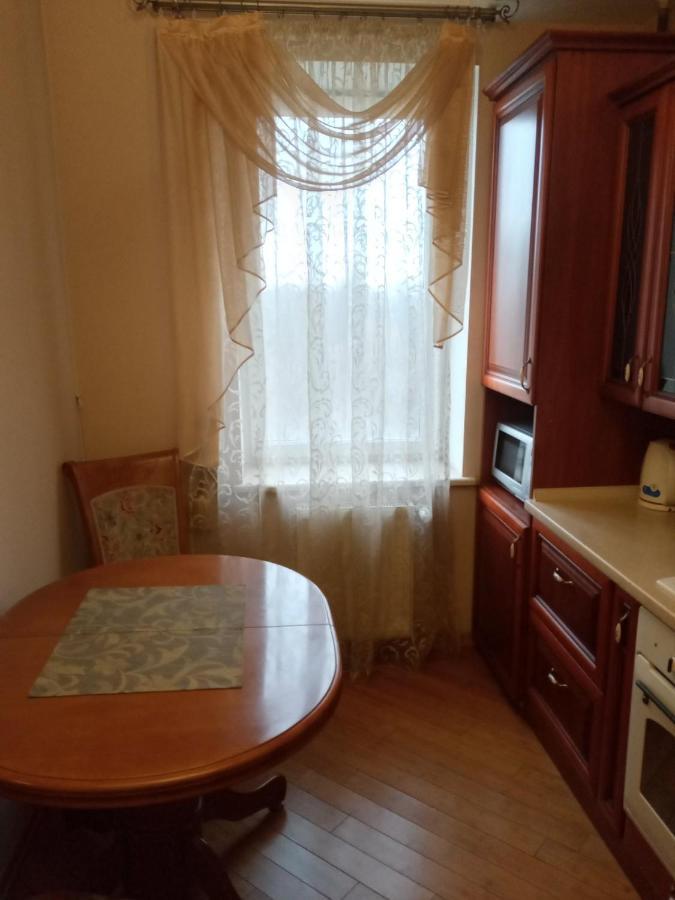 Apartament 1-Комнатная Квартира Вип Уровня Посуточно В Ужгороде. Ул.И.Франка. Zewnętrze zdjęcie